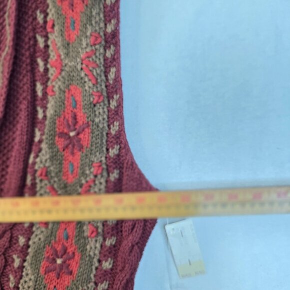 Handknit Sweater Vest Size Large Floral Embroidery Vintage Deadstock Brick Red - Picture 8 of 9